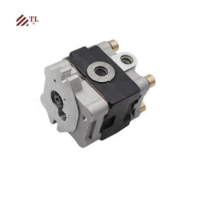 - PVD-2B-40 Excavator Pilot Pump হাইড্রোলিক প্রধান পাম্প PVD-2B-40 গিয়ার পাম্প 172459-73511